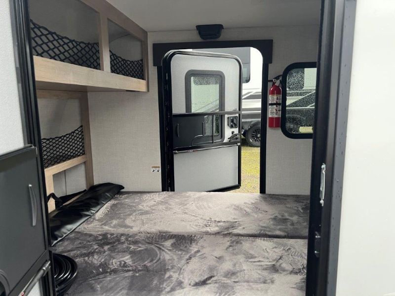 2026 Ember RV E-Series 12RK - Image 5