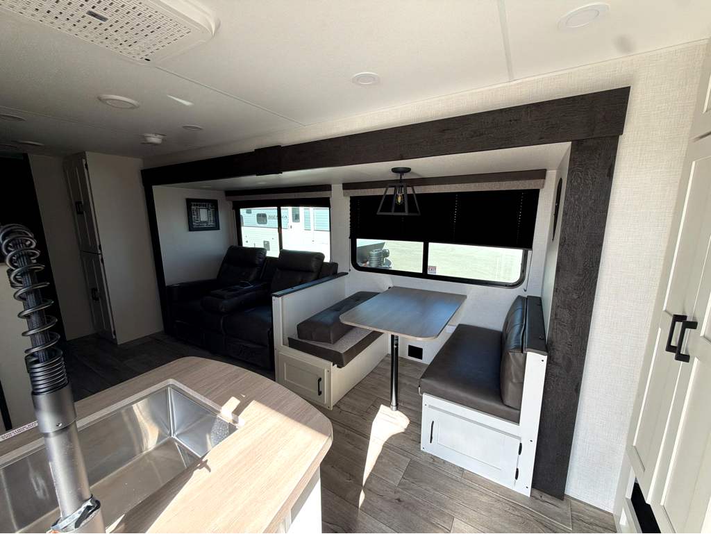 2026 VENTURE RV SIENNA 281VQB - Image 17