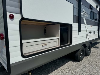 2027 Jayco Jay Flight SLX 261BHS - Image 4