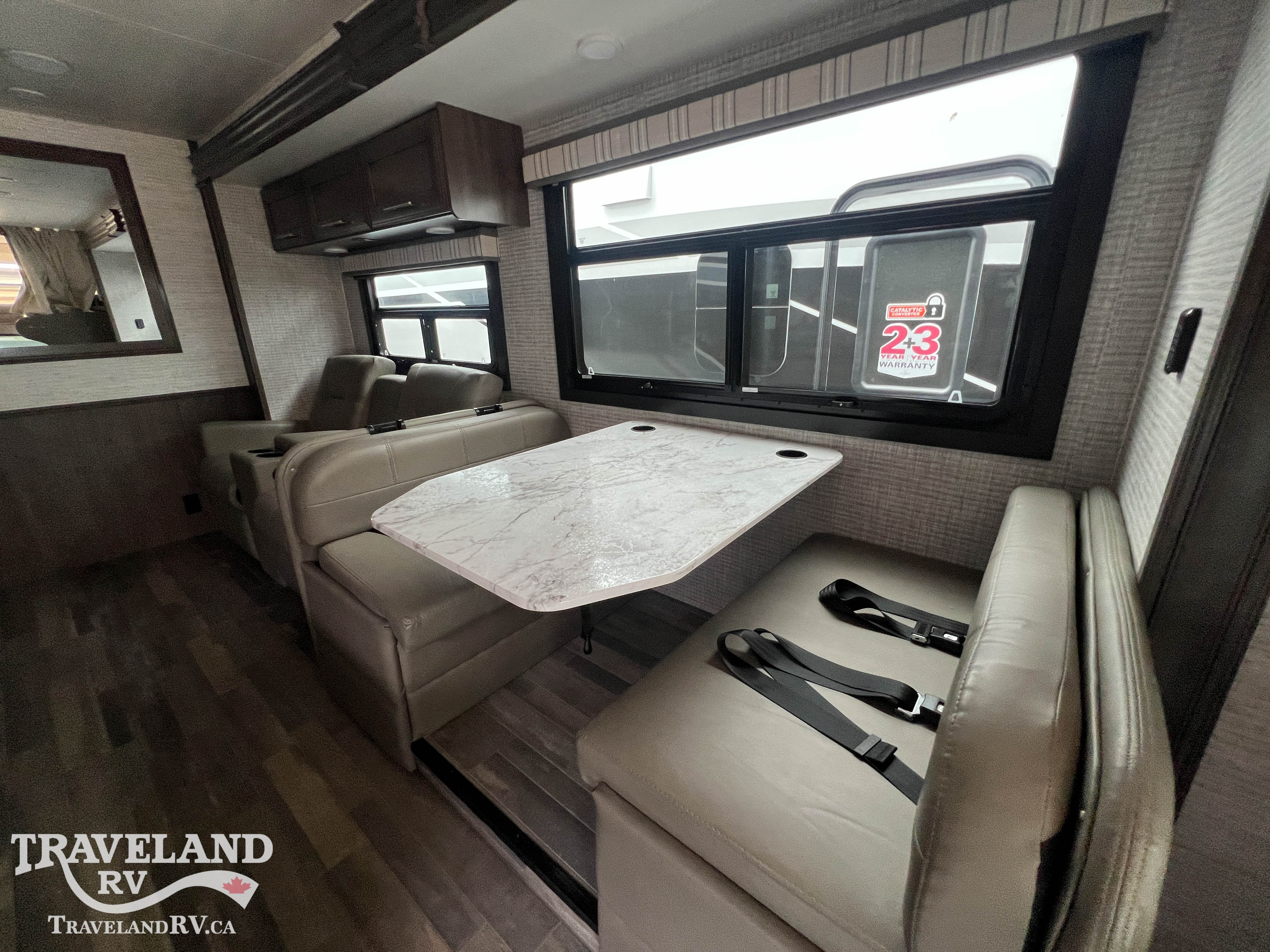 2025 Jayco Greyhawk 30Z - Image 9