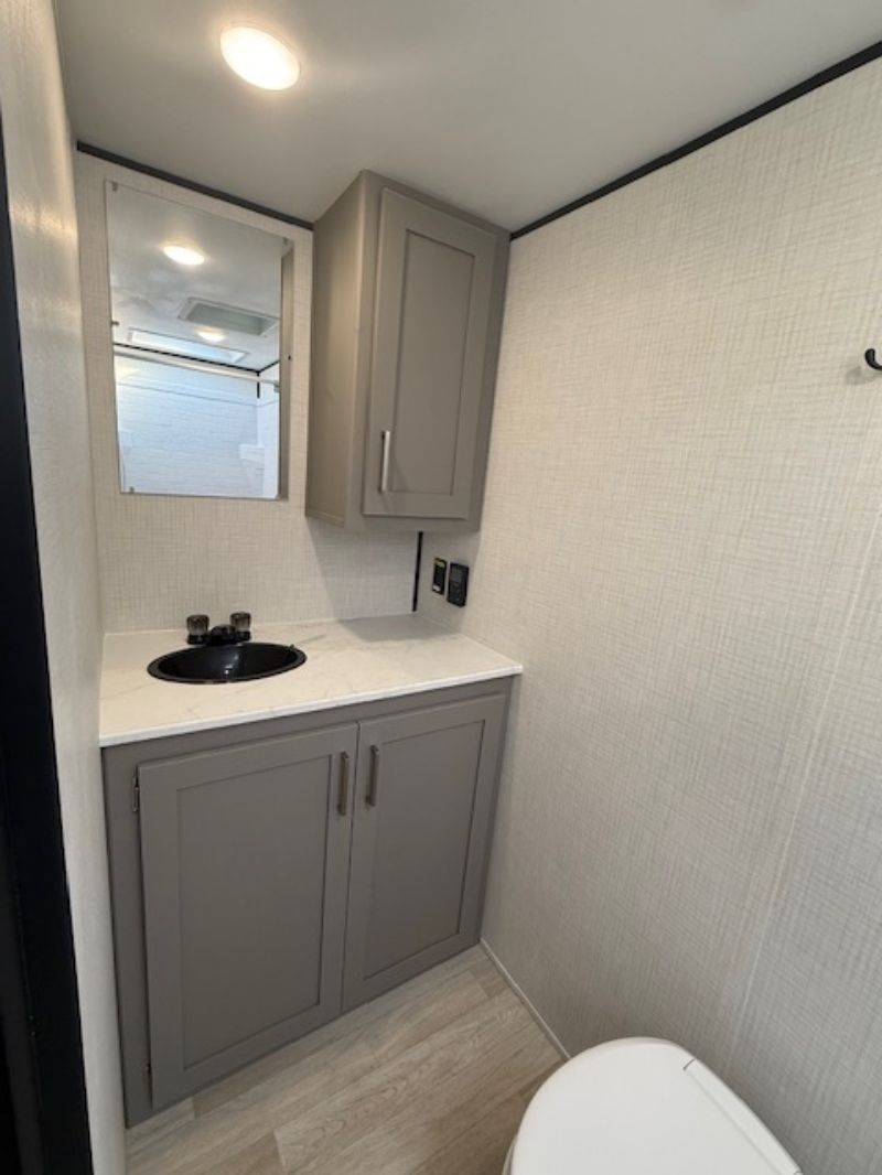 2026 Keystone Hideout Mini 166RB - Image 8