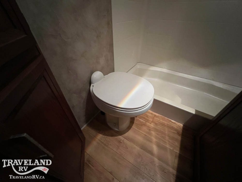2014 CrossRoads Cruiser Aire CFL29MK - Image 31