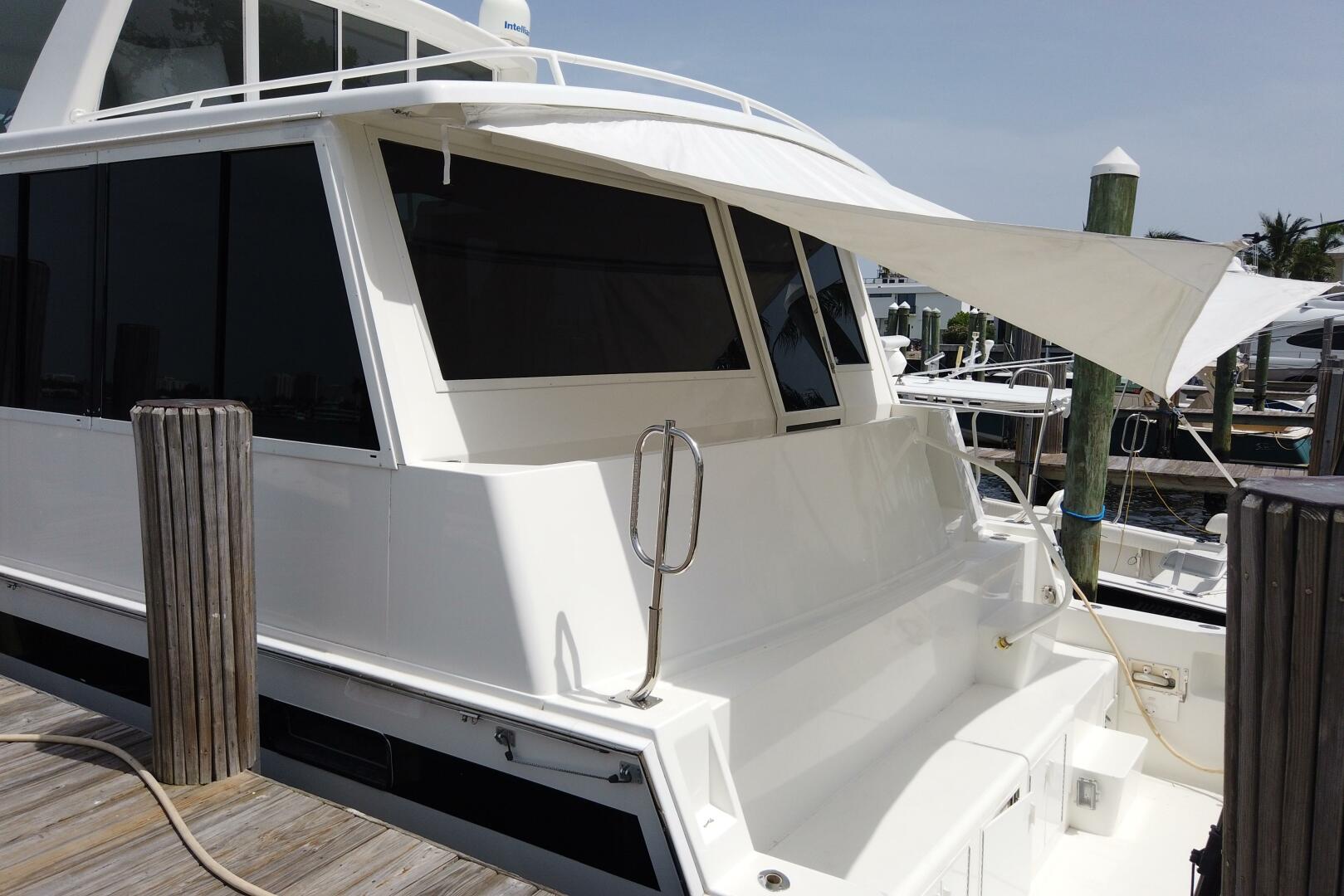 1999 Viking Motoryacht - Image 4
