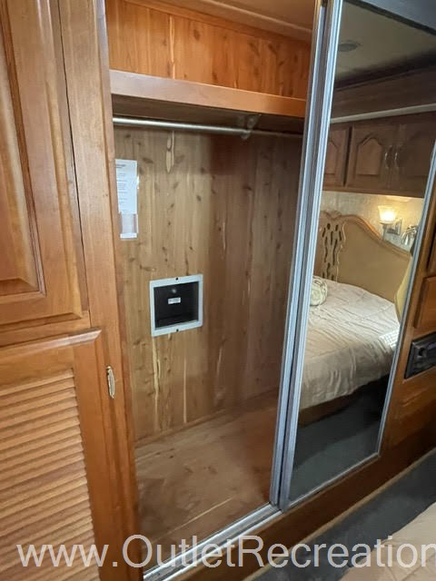 2009 COACHMEN SPORTSCOACH LEGEND 40QIK - Image 38