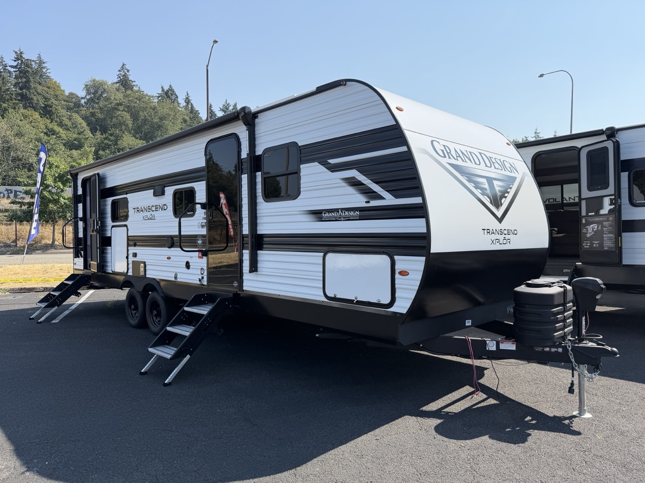 2027 Grand Design Transcend XPLOR 27DBX - Image 1