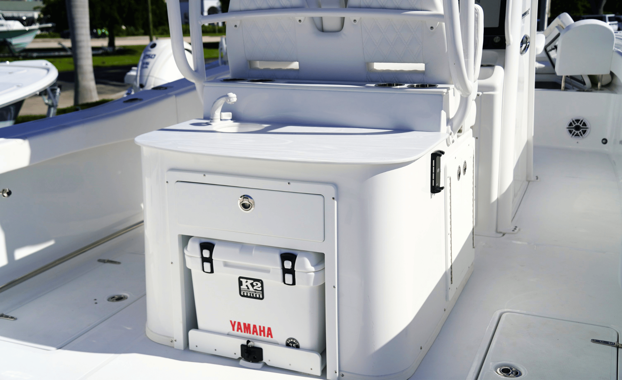 2027 SEA HUNT ULTRA 305SE - Image 26