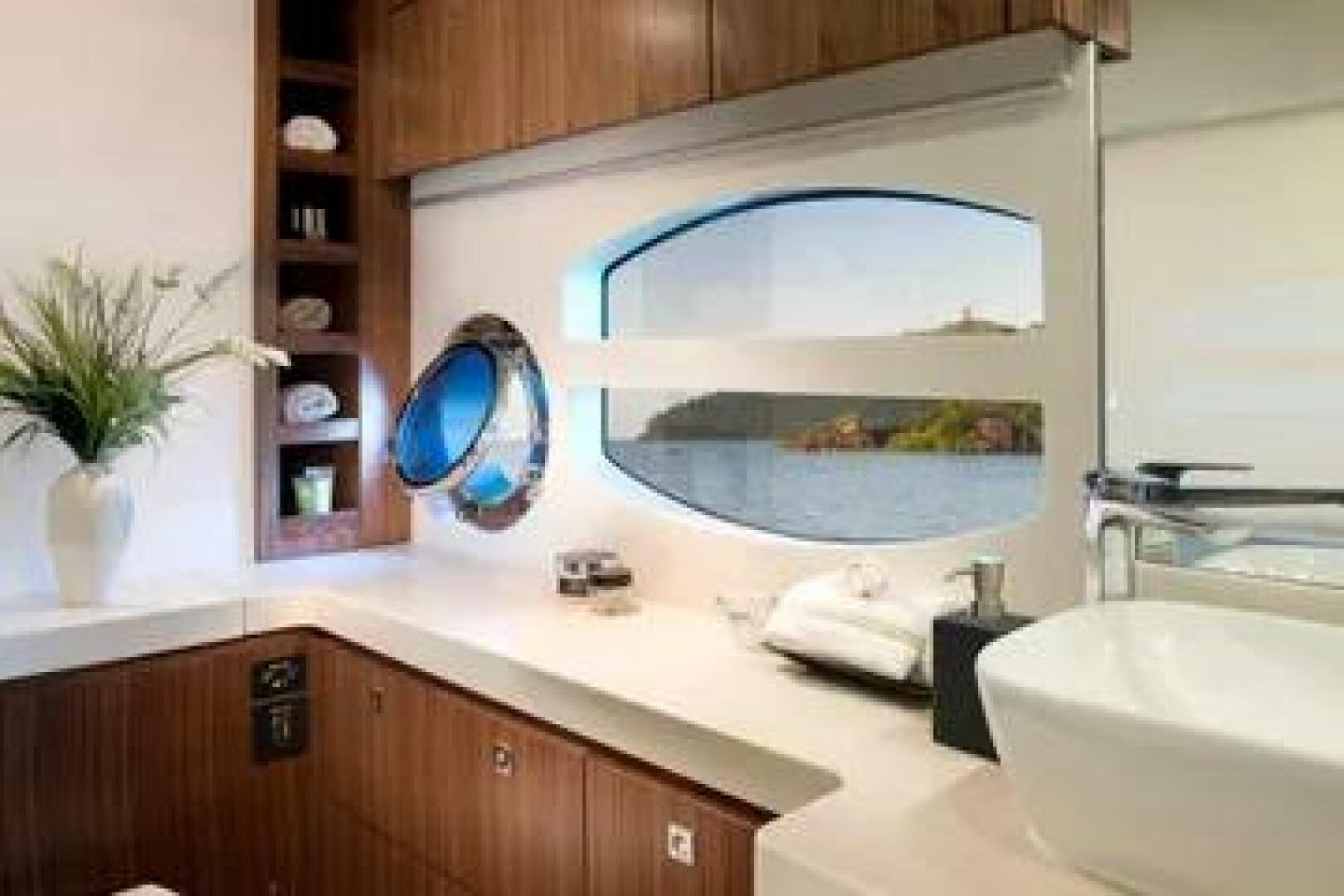 2015 Riviera Riviera 6000 Sport Yacht Base - Image 29