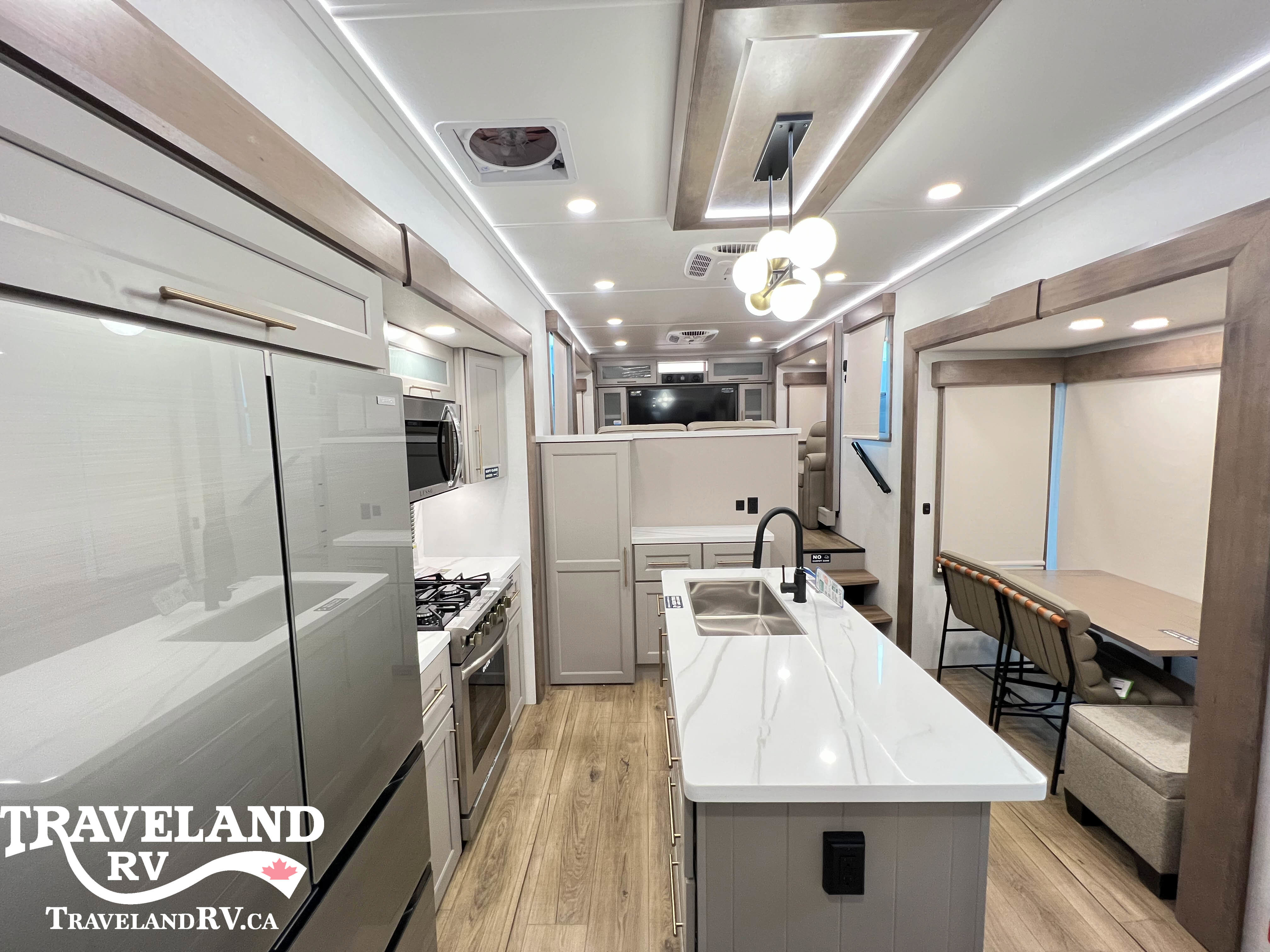2026 Alliance RV Paradigm 385FL - Image 5