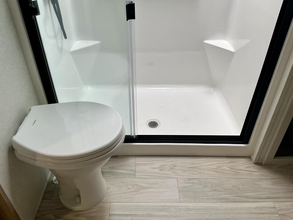 2026 FOREST RIVER 3800RK - Image 30