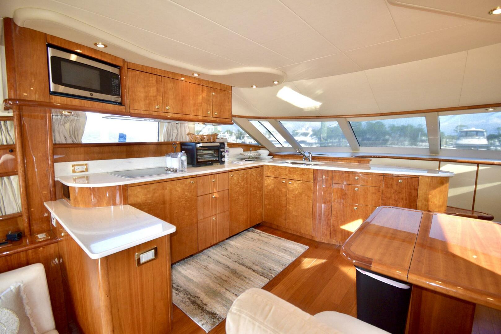 2010 Neptunus MY Flybridge - Image 9