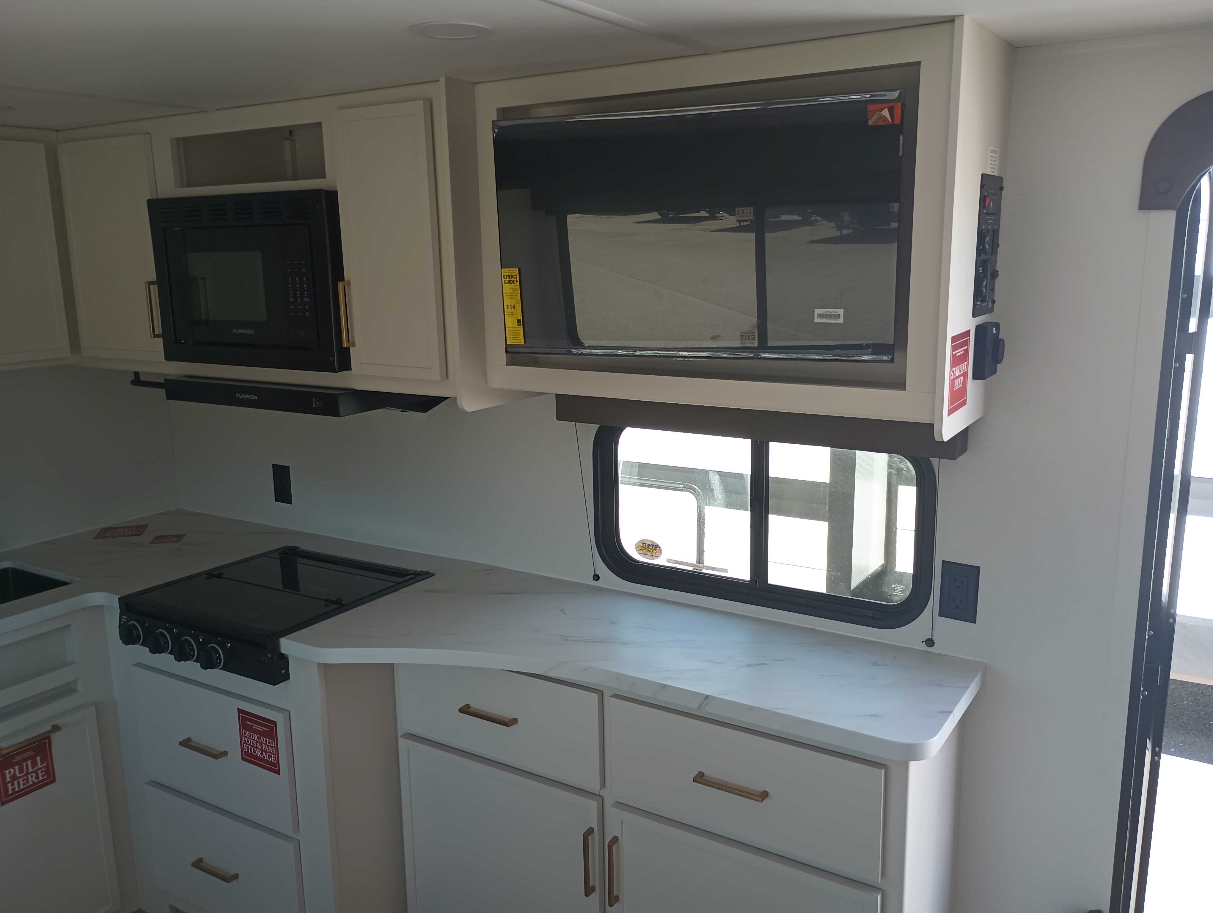 2027 Grand Design Transcend 265BHT - Image 5