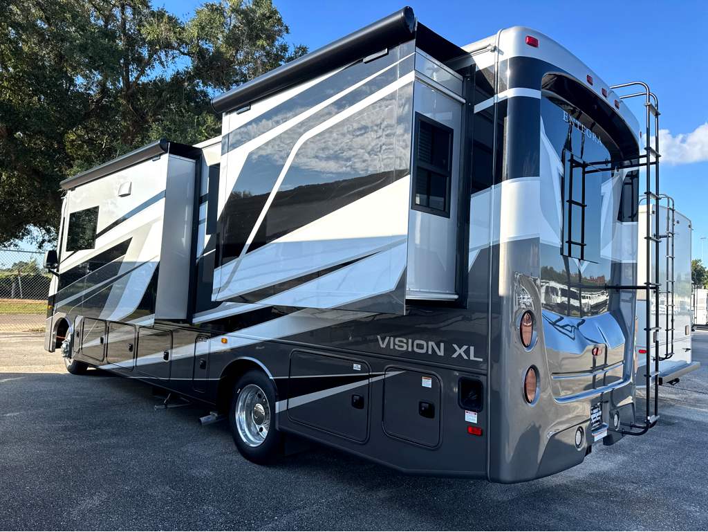 2027 ENTEGRA COACH VISION XL 31UL - Image 5