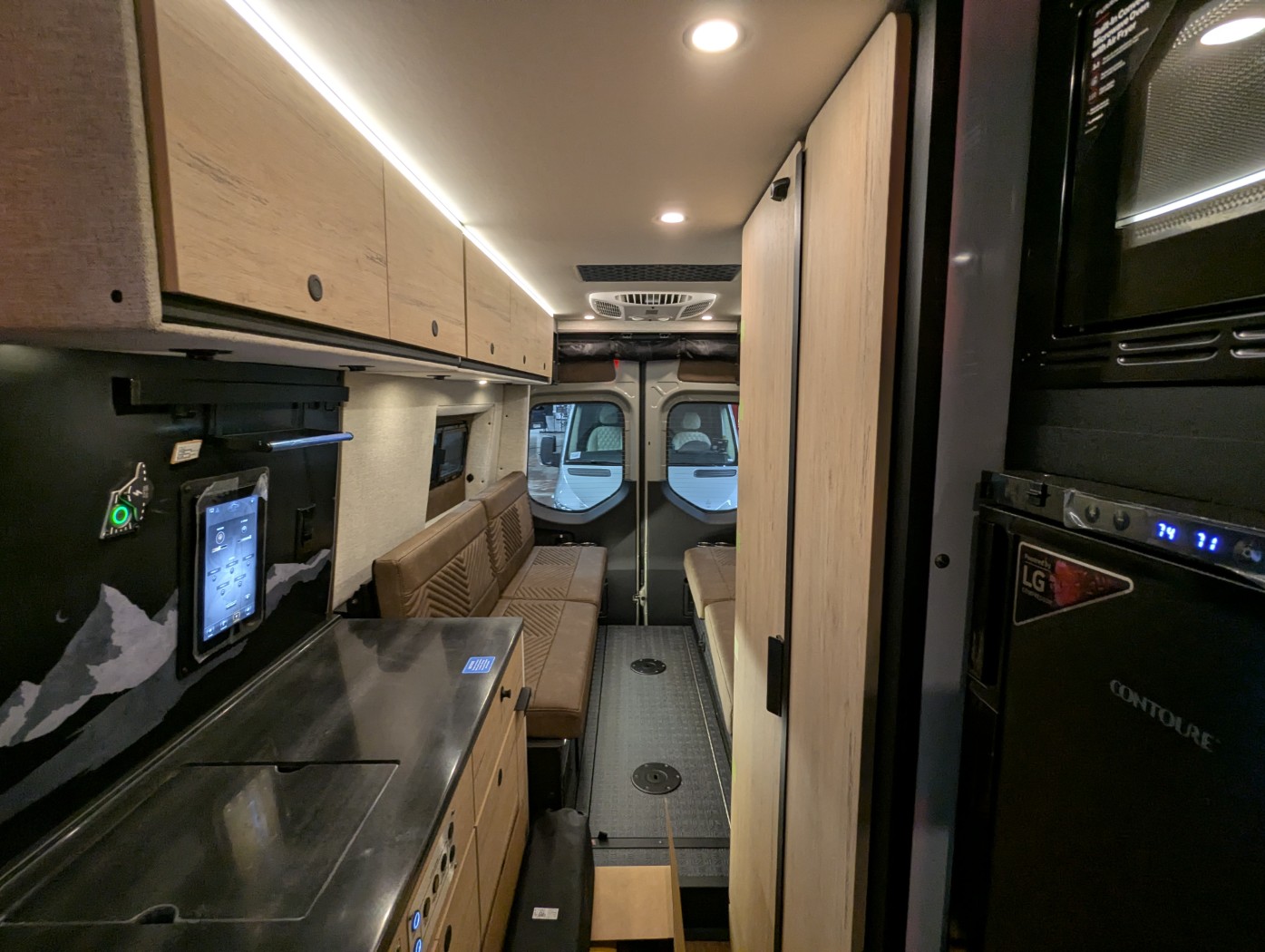 2026 Storyteller Overland Crew Mode XL - Pop Top - Image 19