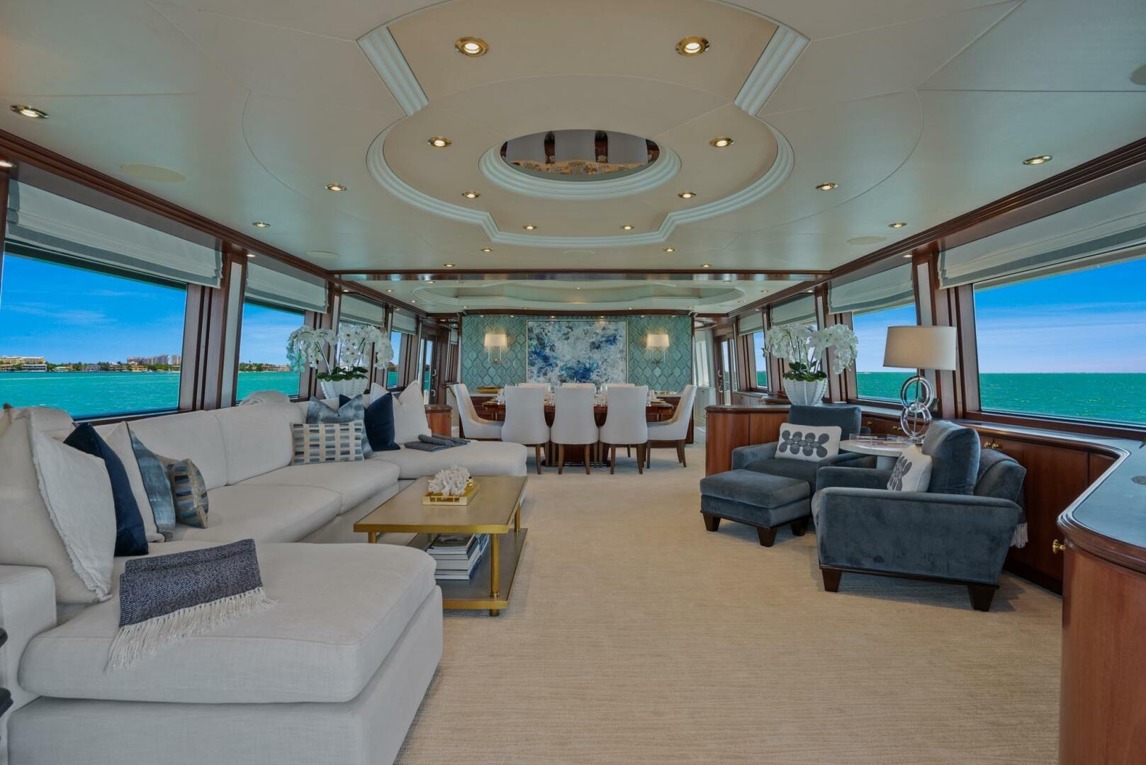 2004 Crescent Raised Pilothouse - Image 2