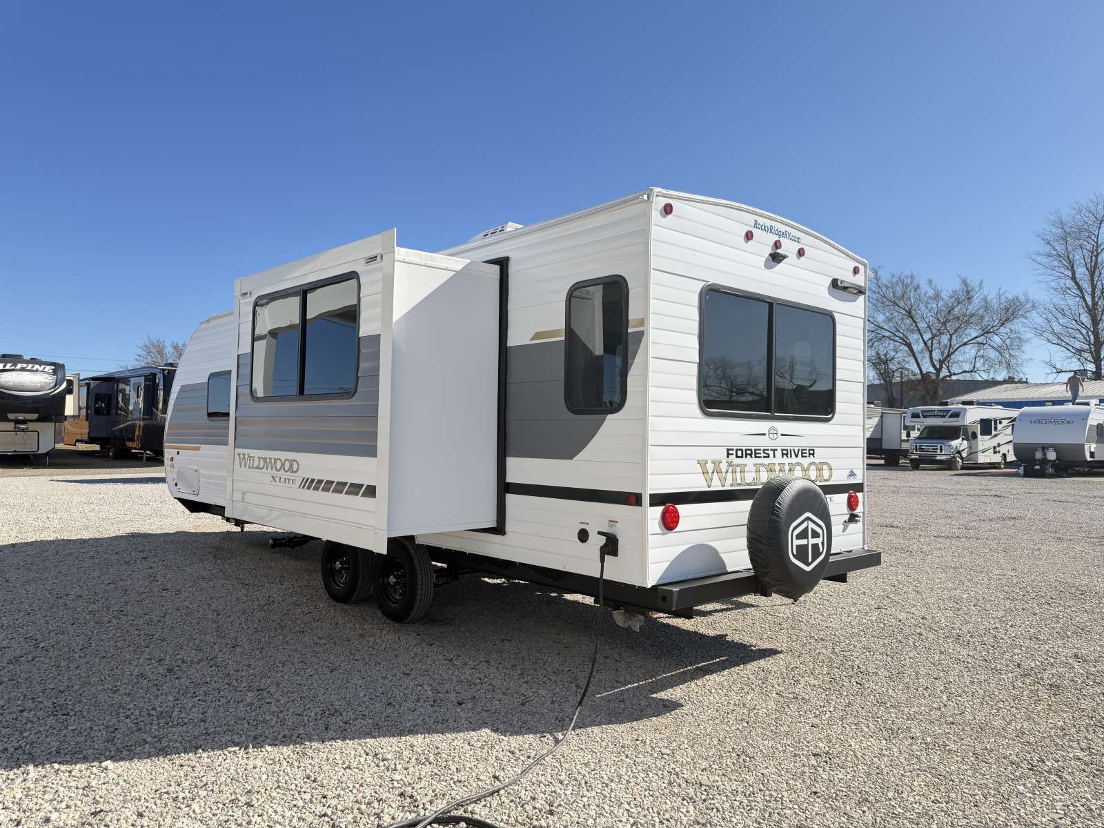 2026 Forest River Wildwood X-Lite 24RLXL - Image 5