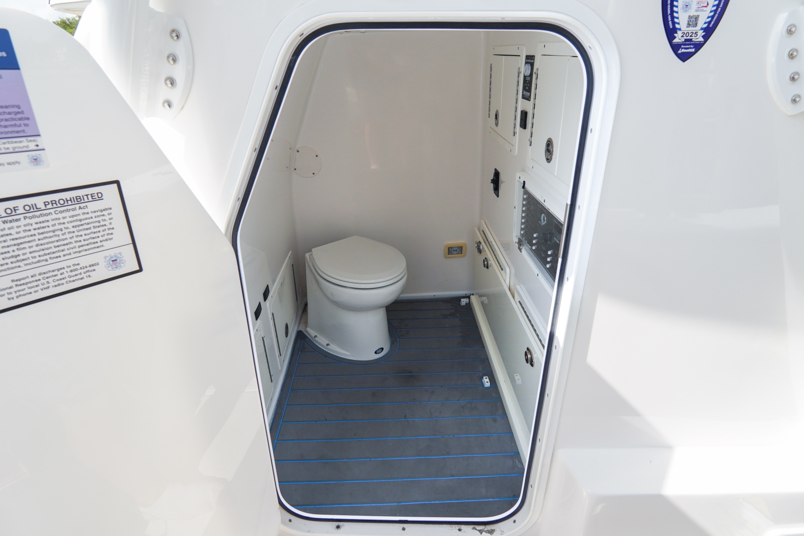 2022 Sea Hunter 41 CTS - Image 14