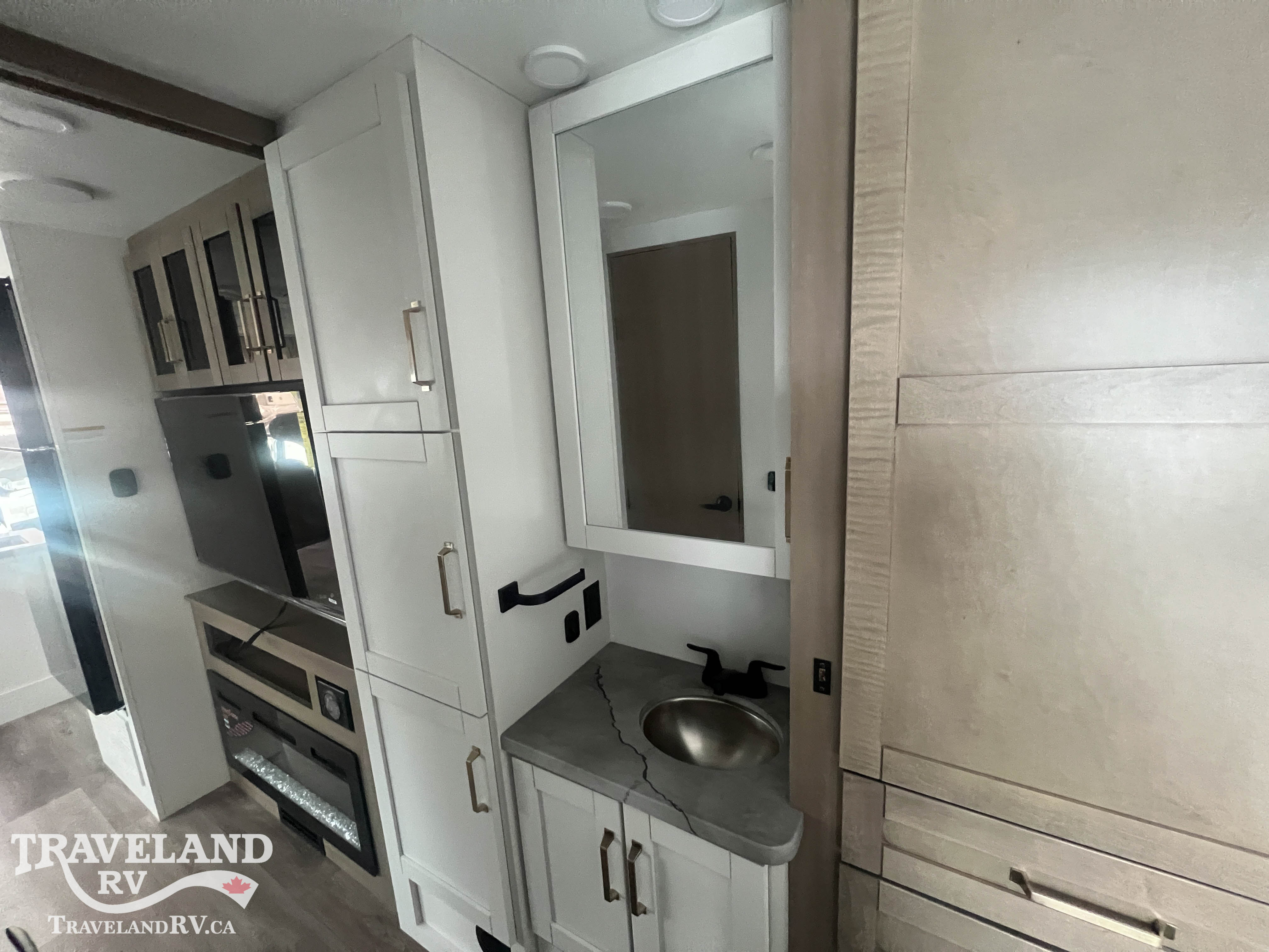 2027 Entegra Coach ODYSSEY 30Z - Image 27