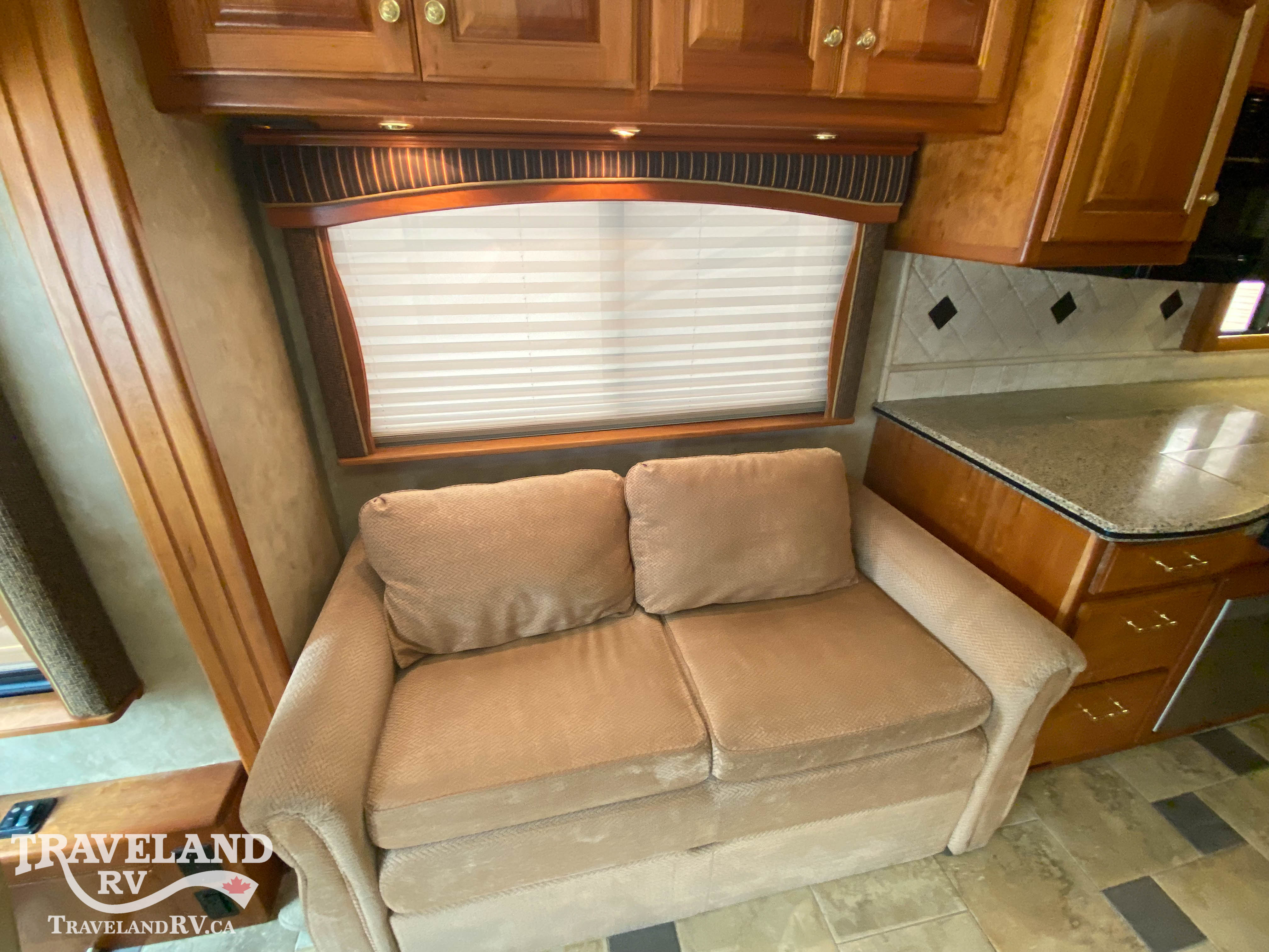 2007 COUNTRY COACH ALLURE 42 - Image 13
