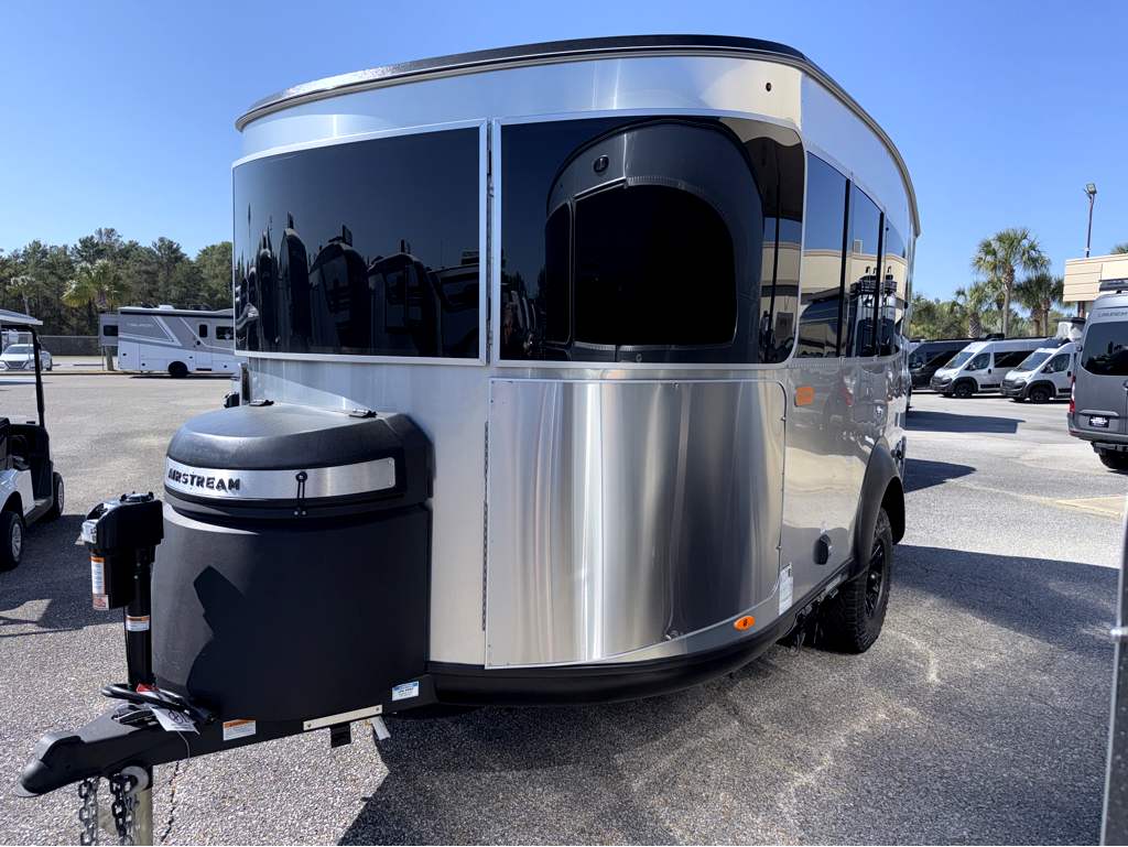 2026 AIRSTREAM Basecamp 20X - Image 2