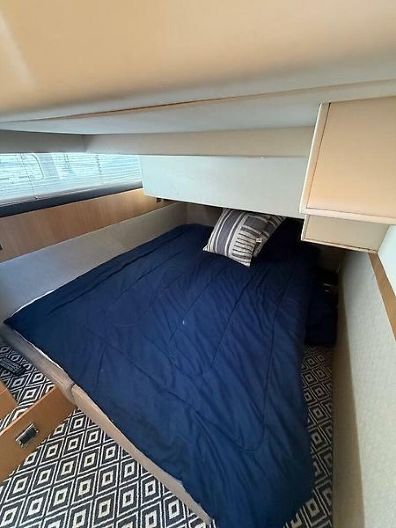 2015 Fairline Squadron 42 - Image 29