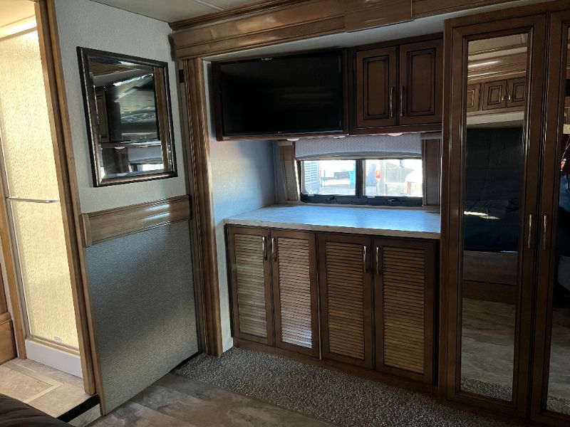 2023 Holiday Rambler Navigator 38N - Image 17