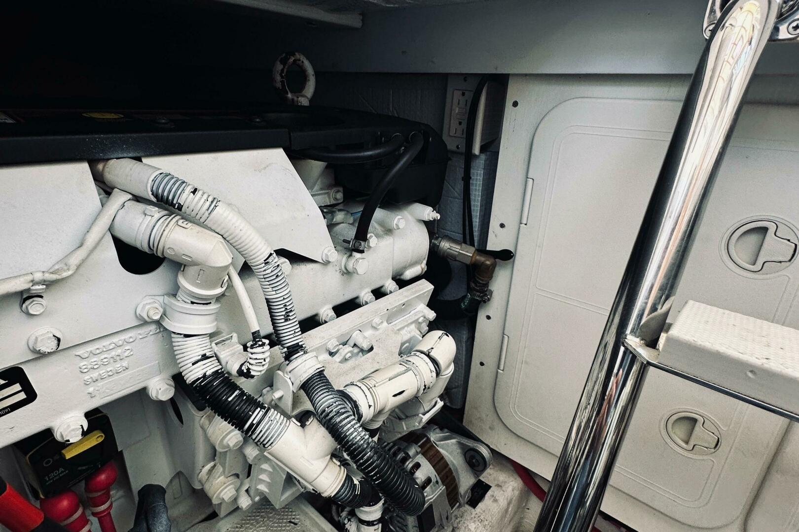 2007 Sabre 34 Express - Image 78