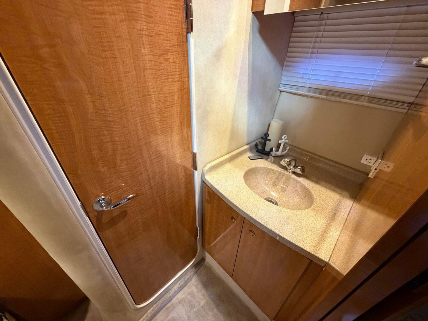2002 Regal Commodore 3860 - Image 30