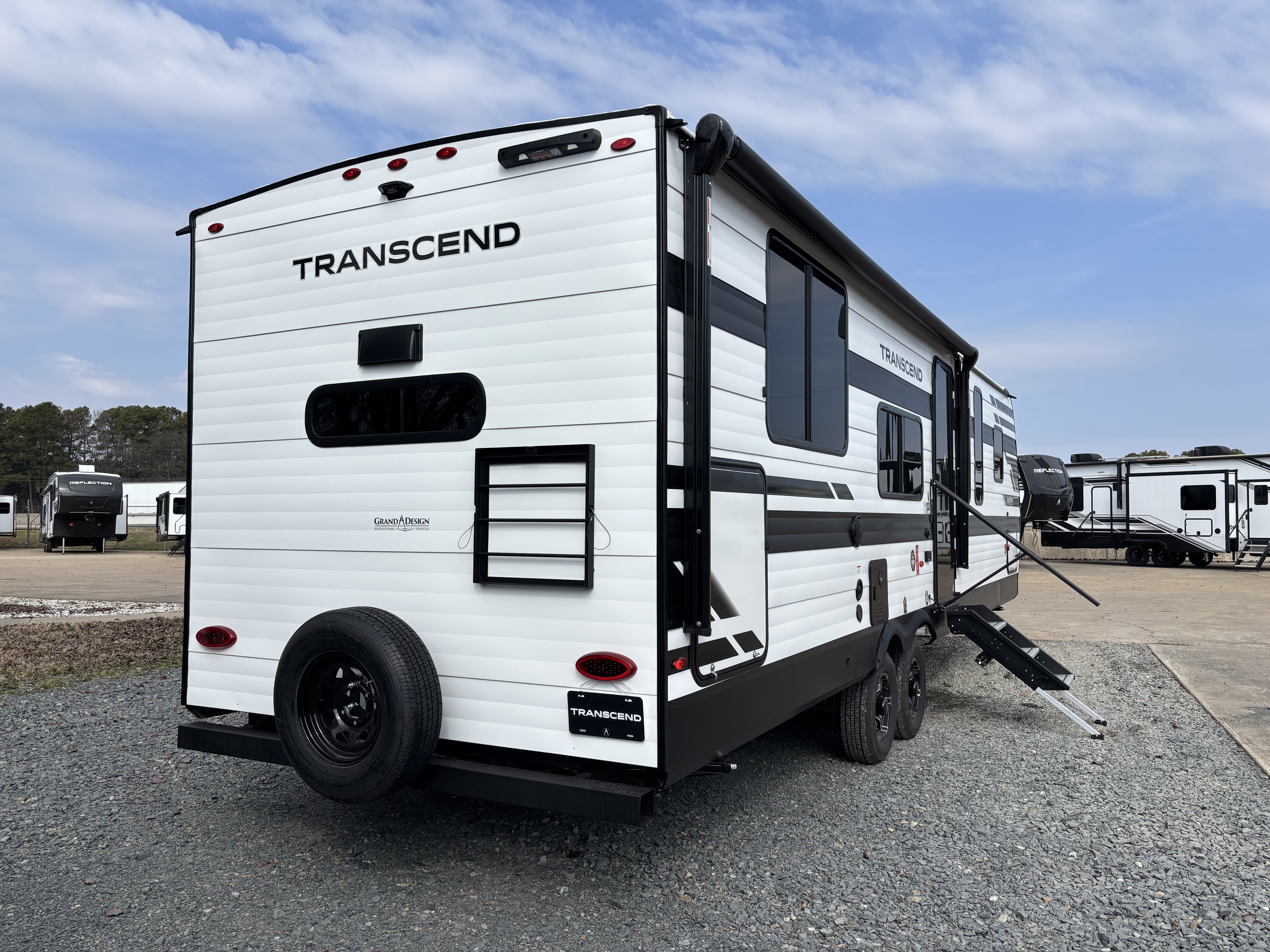 2026 Grand Design Transcend 285RKT - Image 8