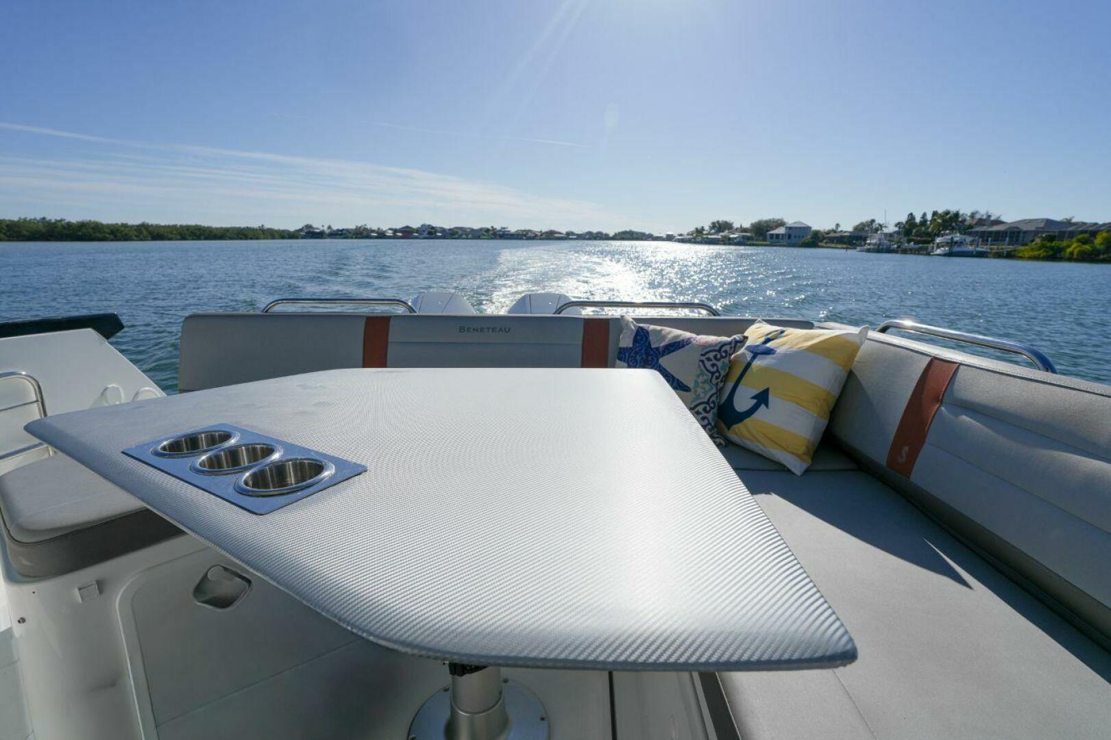 2020 Beneteau Flyer 10 - Image 11