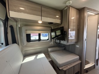 2023 THOR MOTOR COACH SEQUENCE 20J - Image 20