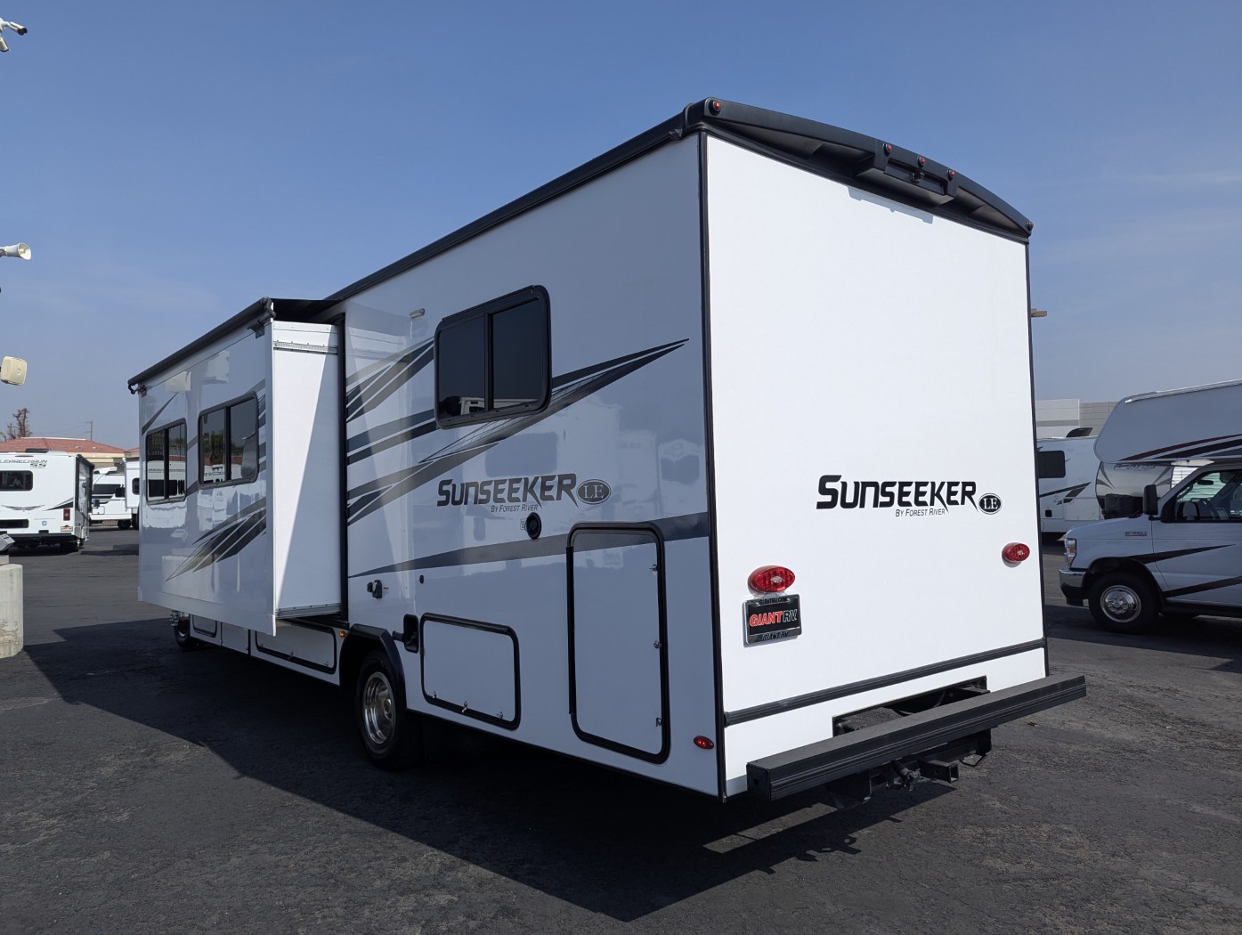 2024 Forest River Sunseeker 2850S LE - Image 4