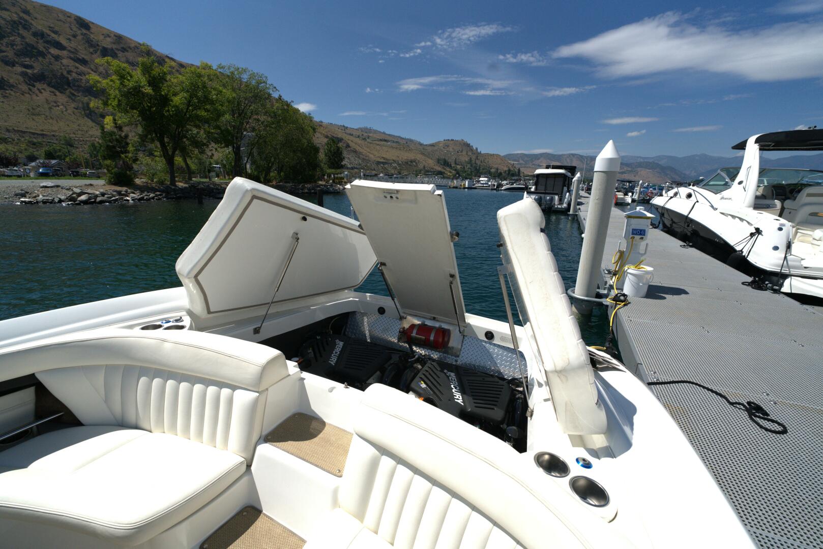 2005 Cobalt 343 - Image 82