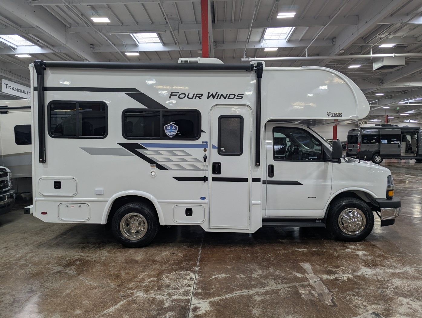 2027 Thor Motor Coach Four Winds 19Z - Image 6