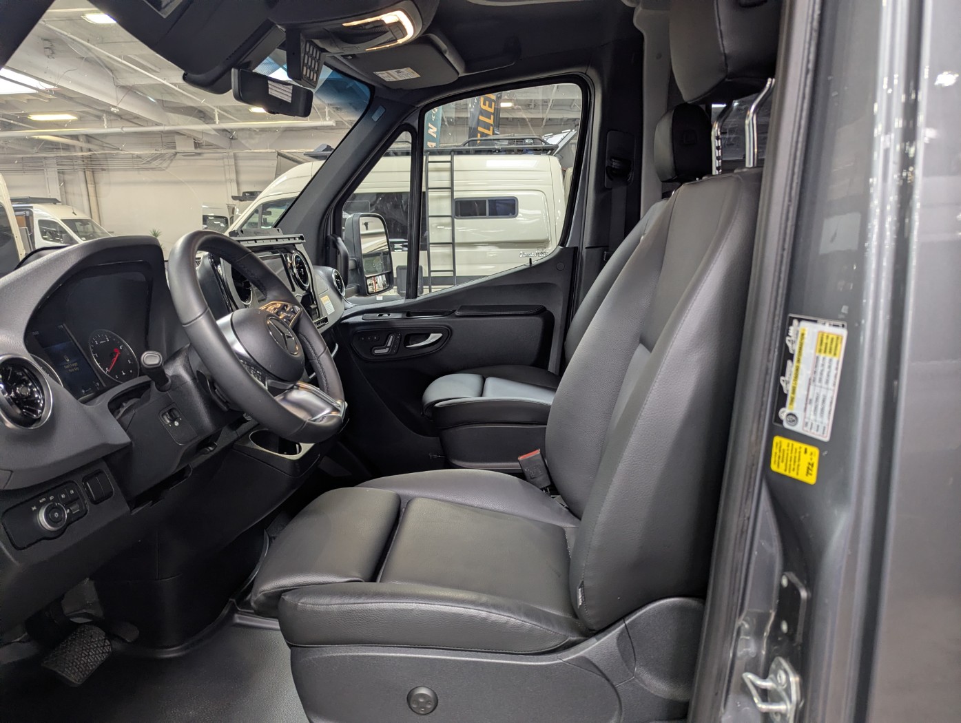2026 Winnebago EKKO Sprinter 23B AWD - ATH Edition - Image 10