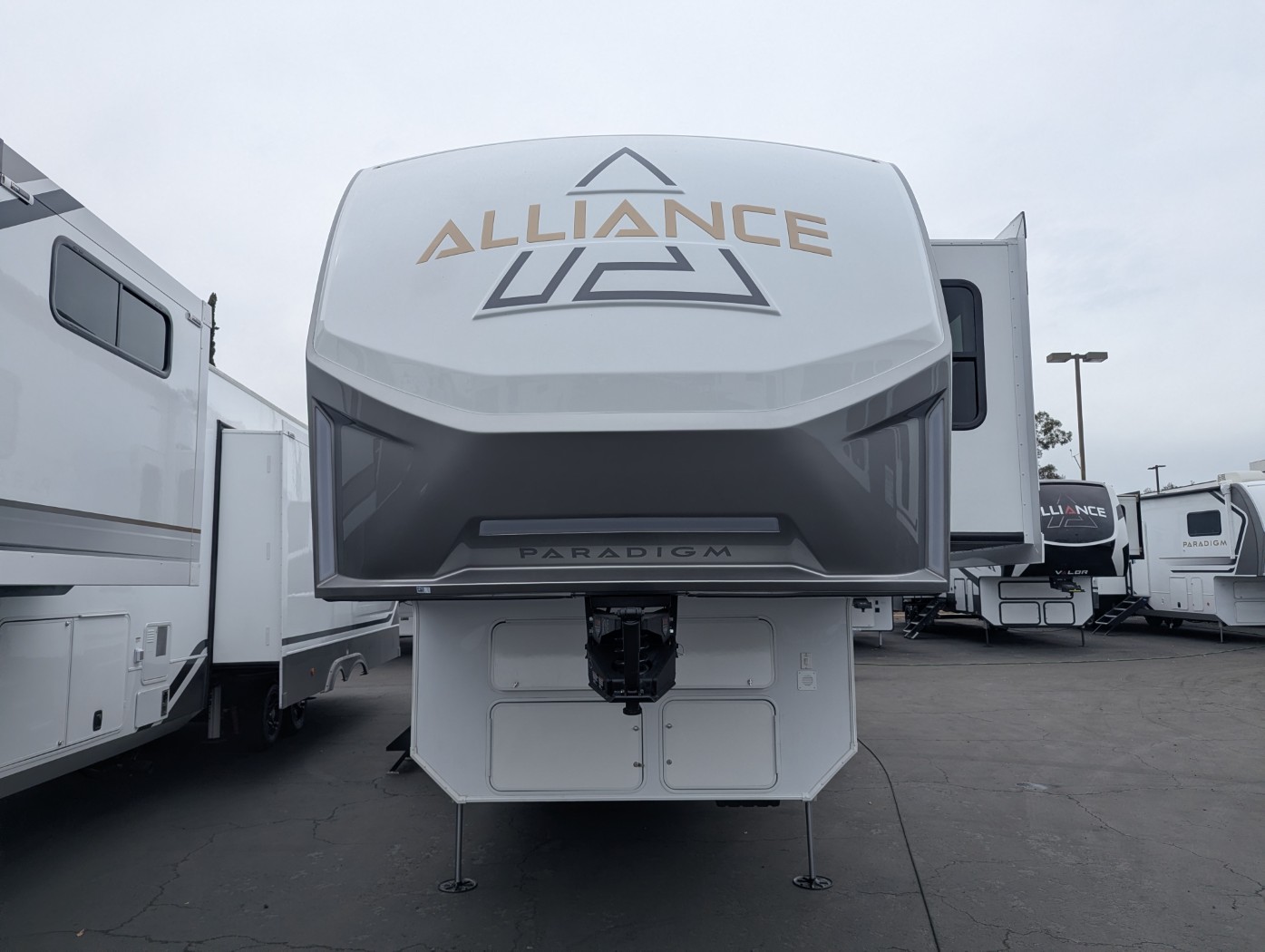 2026 Alliance RV Paradigm 312RK - Image 2