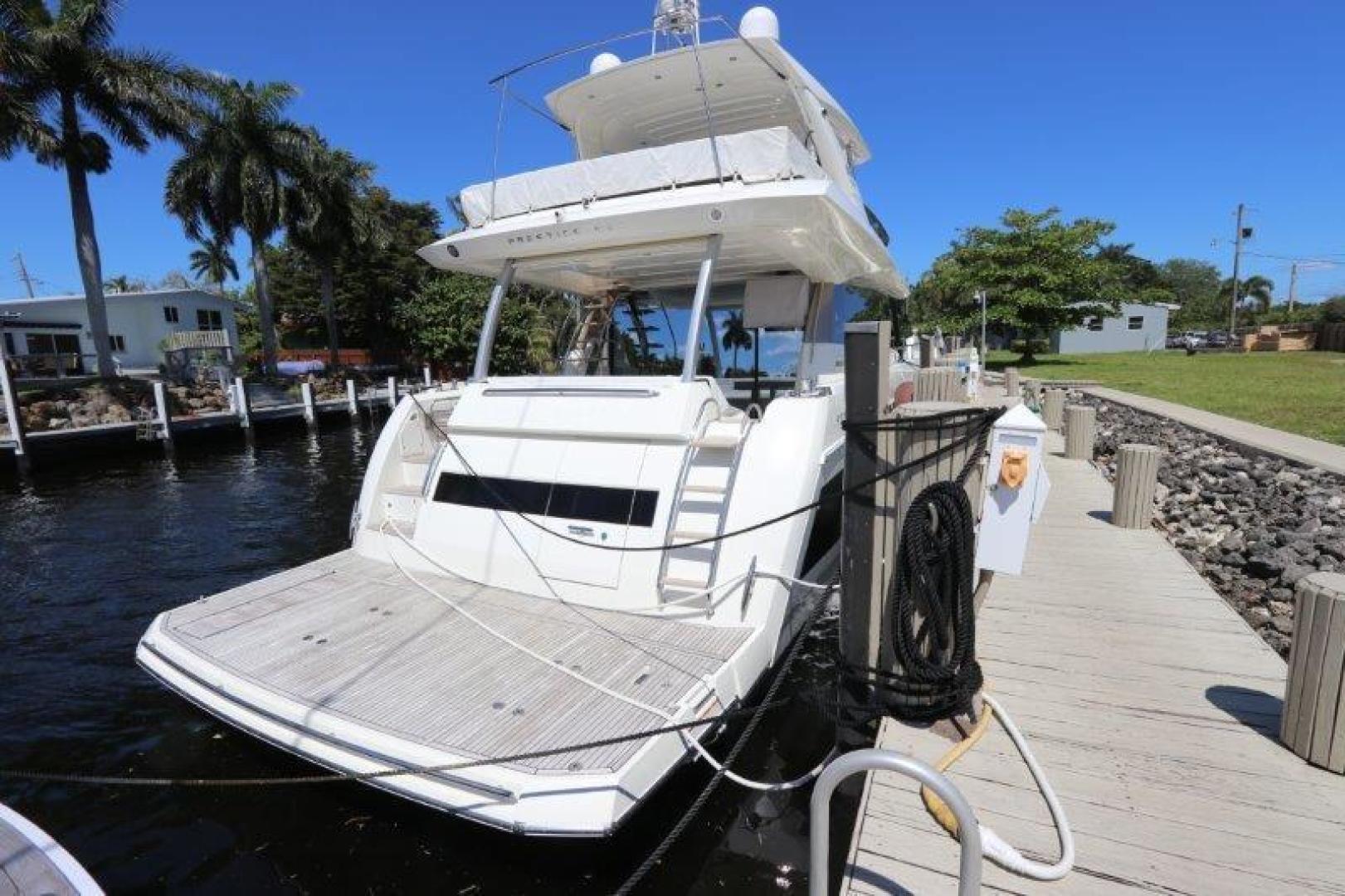 2017 Prestige Motoryacht - Image 4