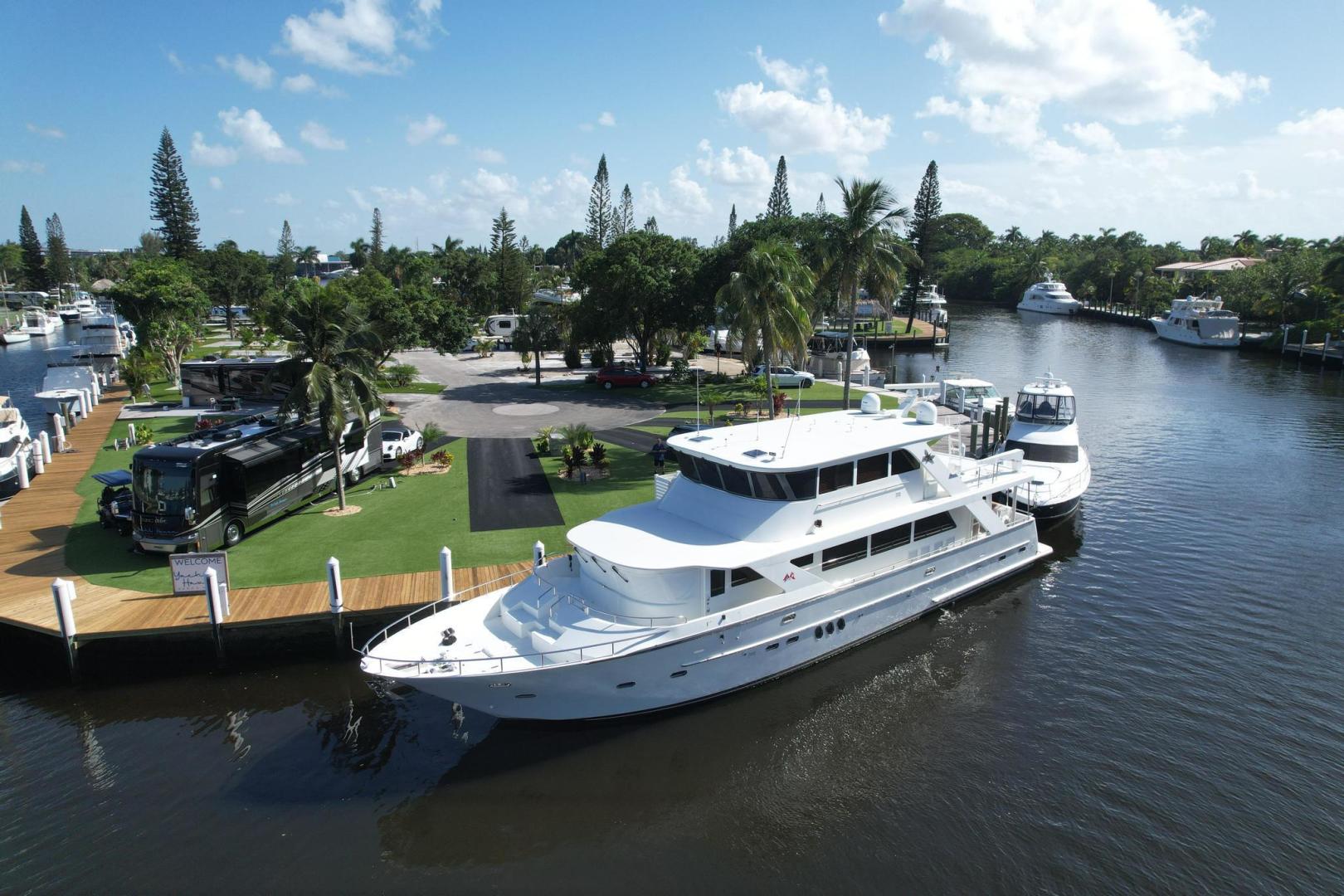 2006 Jefferson Starship Pilothouse - Image 3