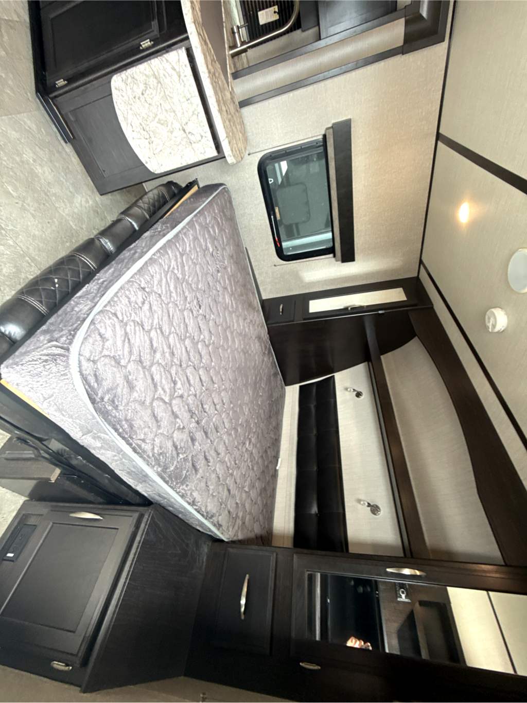 2019 GRAND DESIGN IMAGINE 19BWE - Image 9