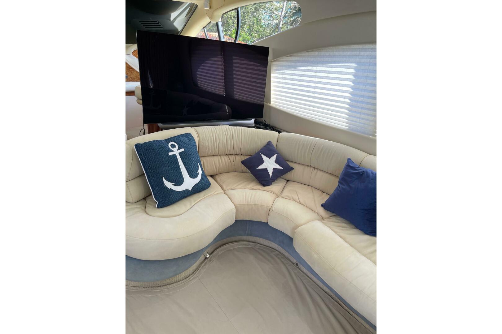 2000 Azimut 46 Flybridge MY - Image 8