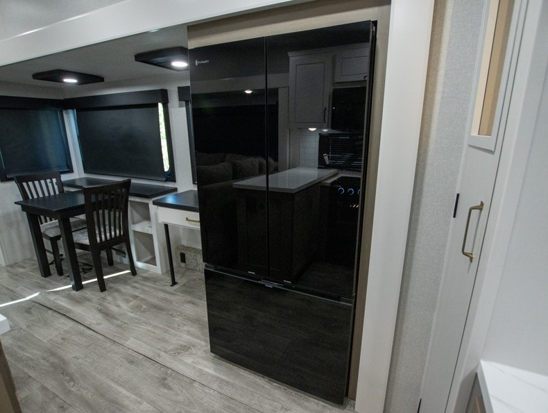 2026 Jayco Eagle 365UKTS - Image 12