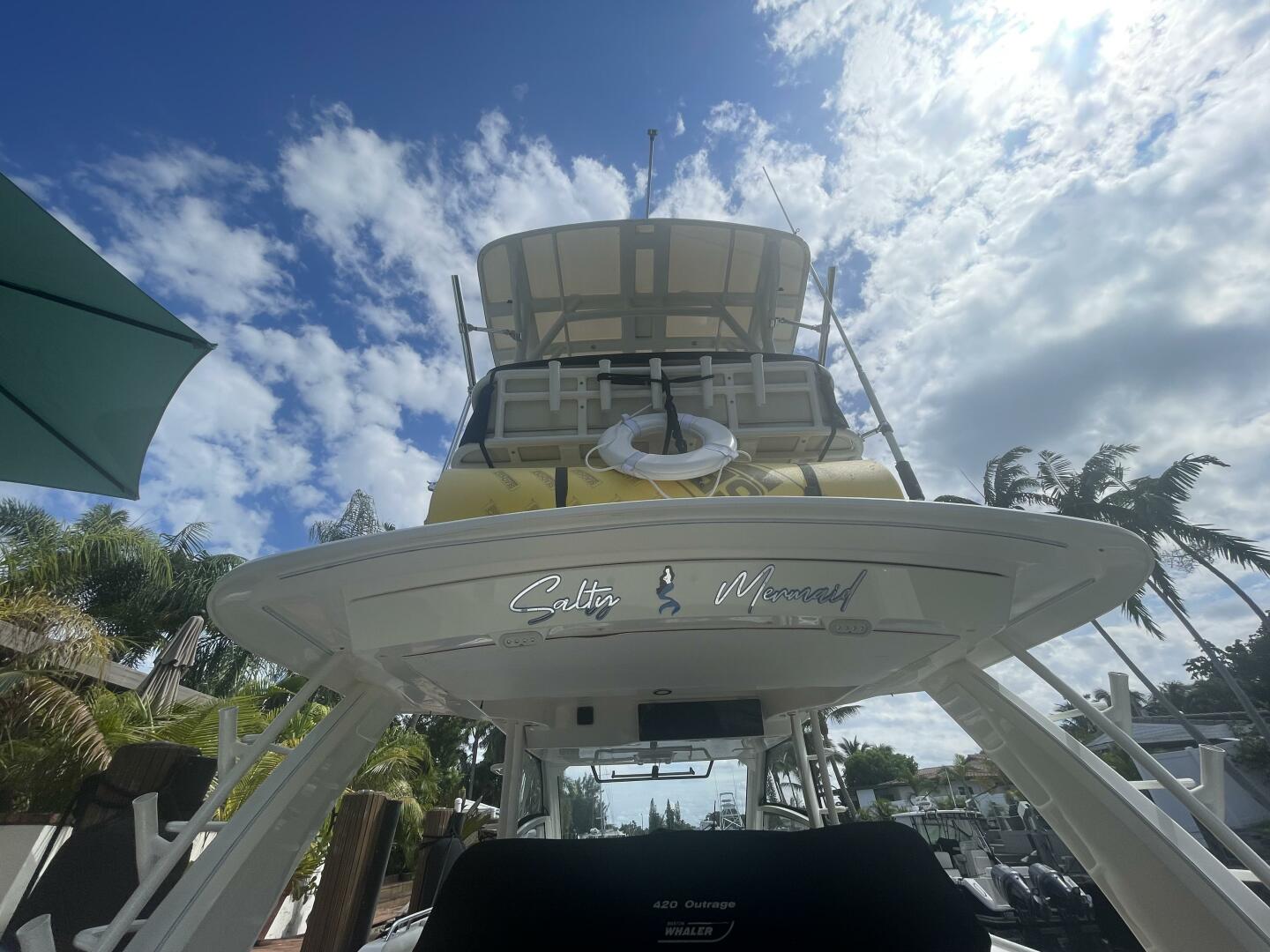 2016 Boston Whaler - Image 147