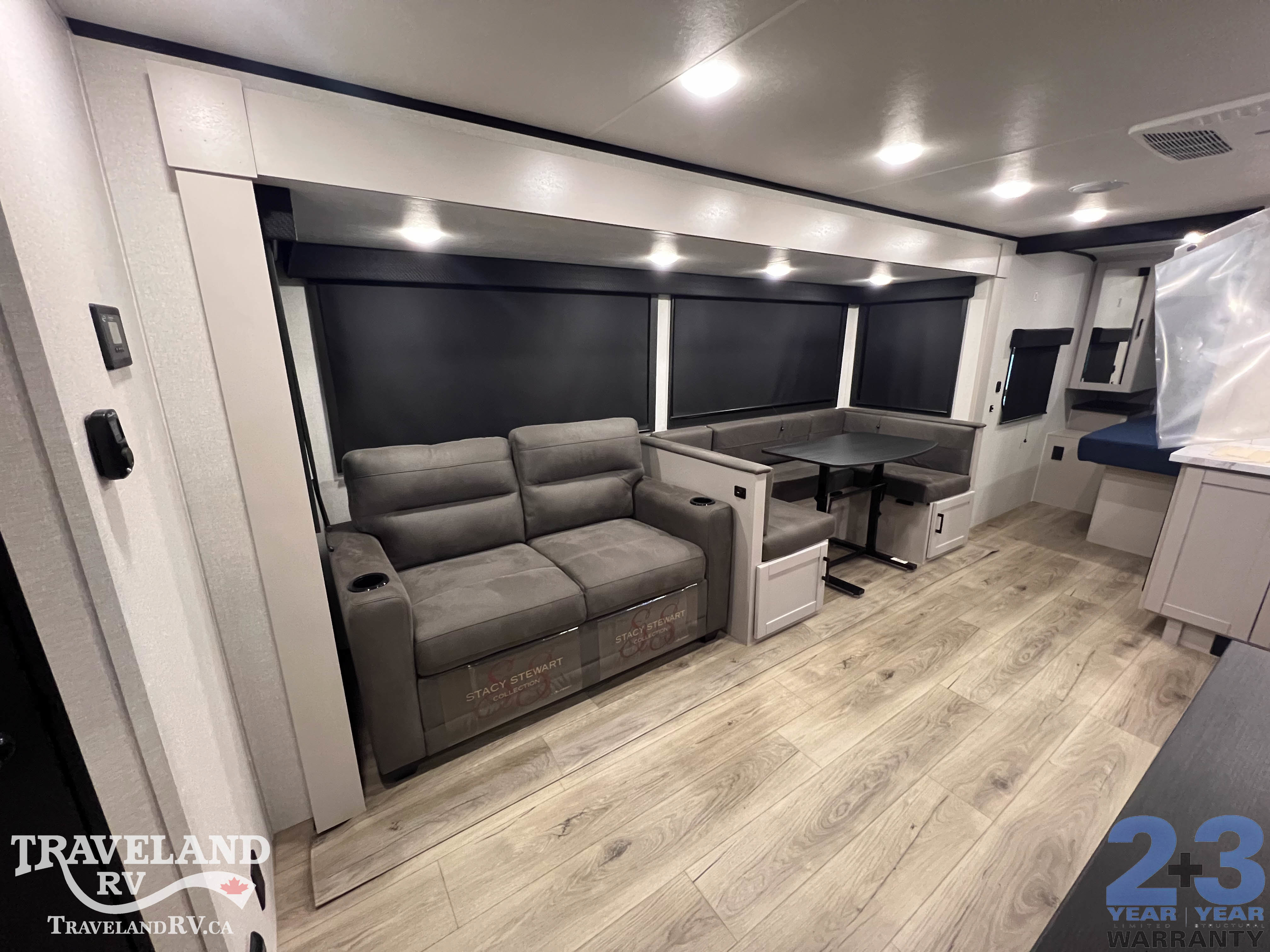2026 Jayco Jay Feather 27BH - Image 17