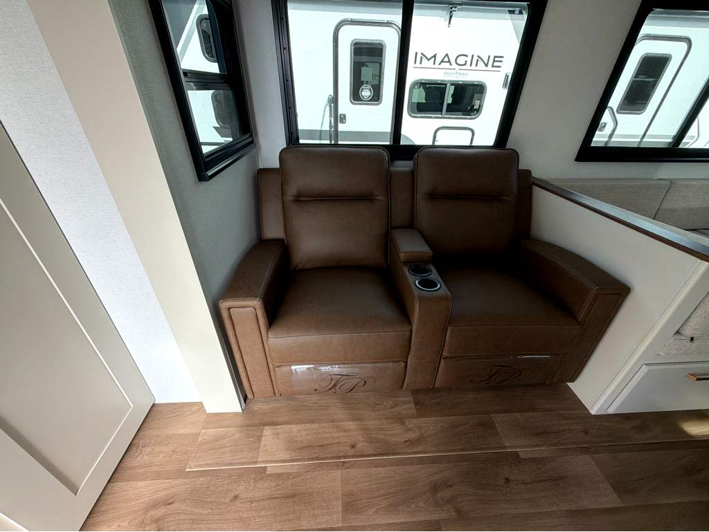 2027 GRAND DESIGN IMAGINE 2600RB - Image 19