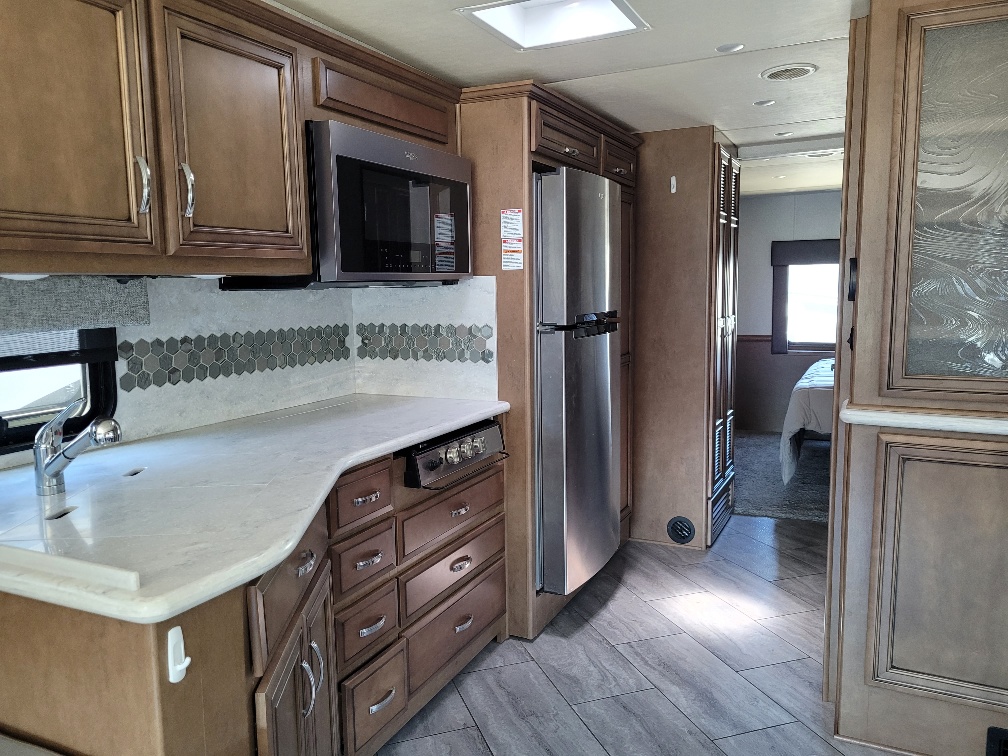 2021 Newmar Bay Star 3626 - Image 21