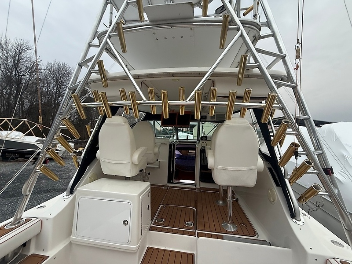 2003 Pursuit - Image 22