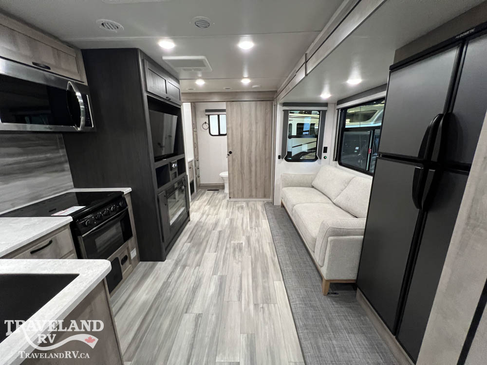 2022 Winnebago Voyage V2427RB - Image 21