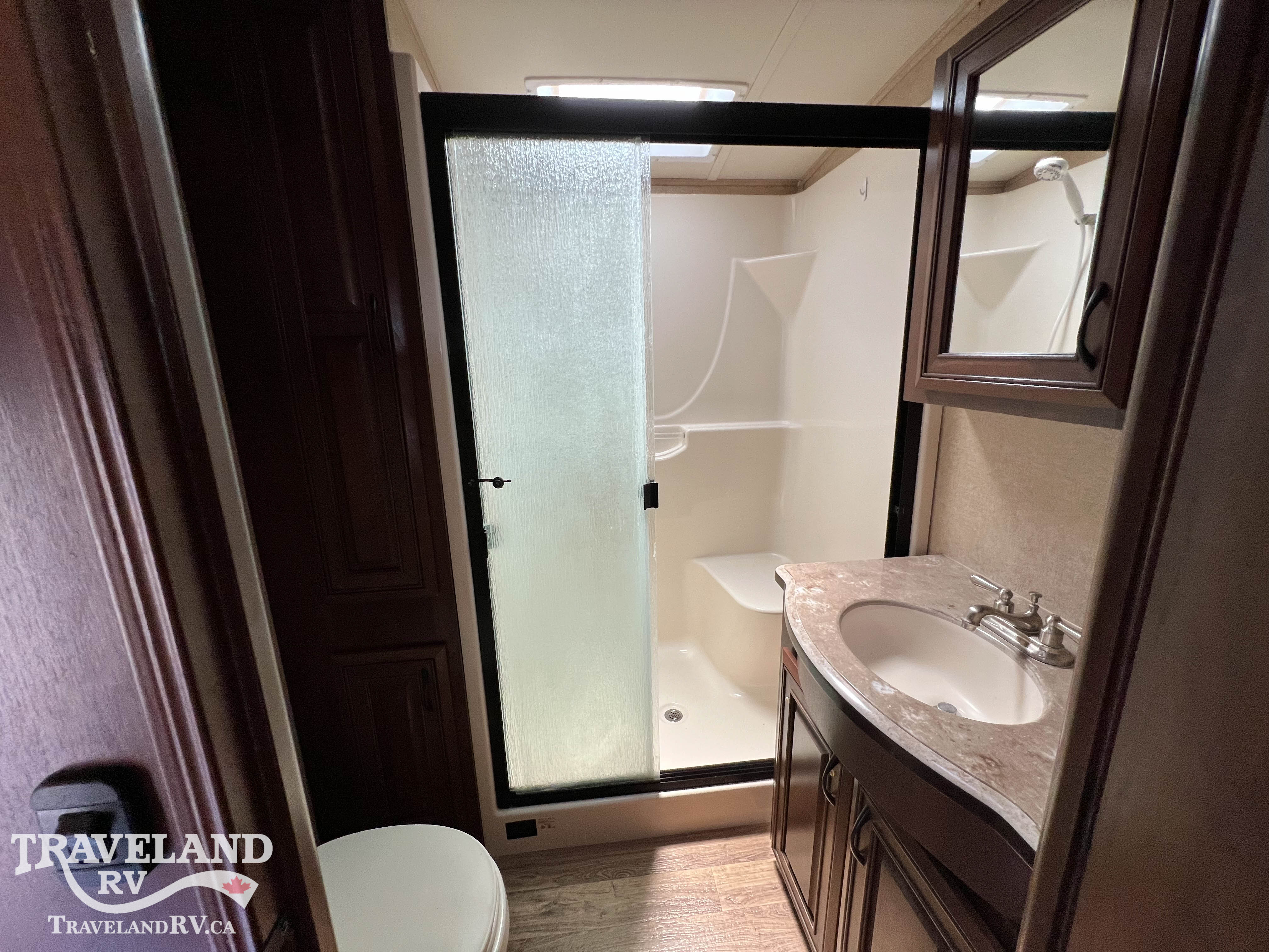 2015 Jayco Pinnacle 36RSQS - Image 23