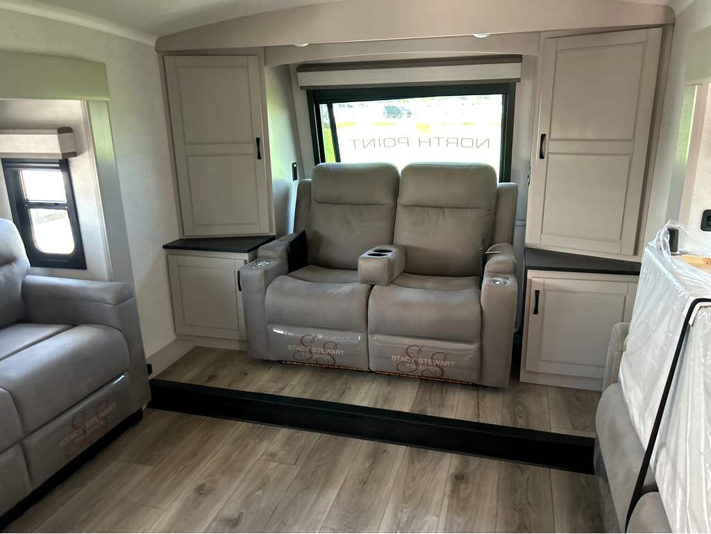 2026 JAYCO NORTH POINT 382FLRB - Image 16