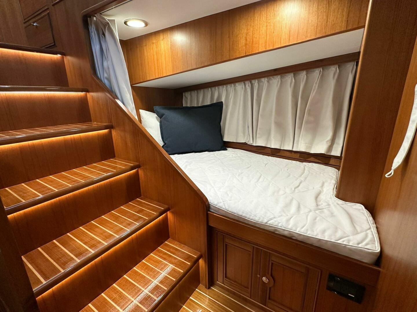 2023 Marlow Explorer 66E - CB - Image 25