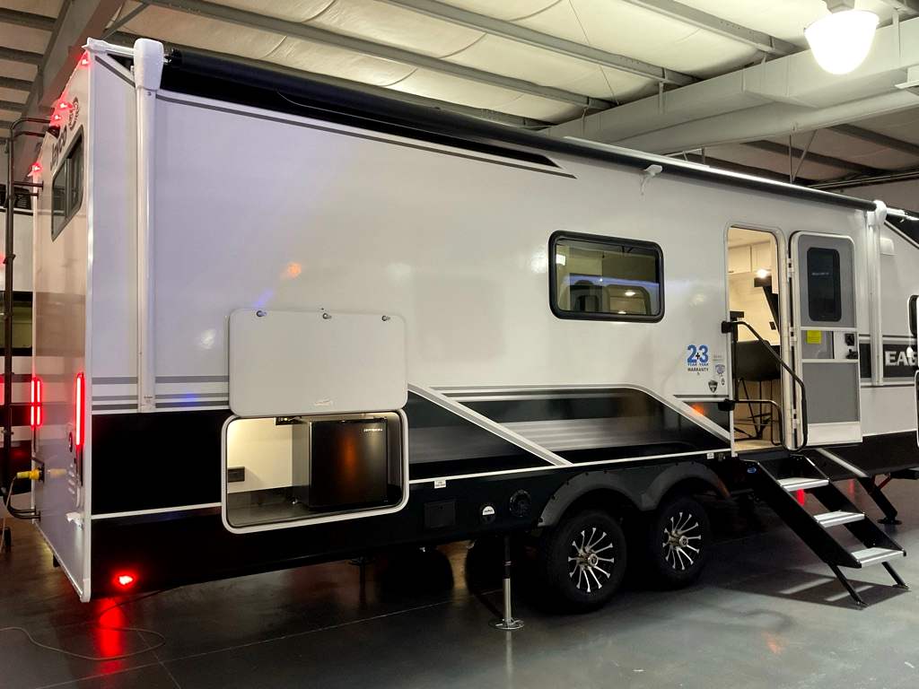 2026 JAYCO Eagle 265 FKDS HT - Image 24